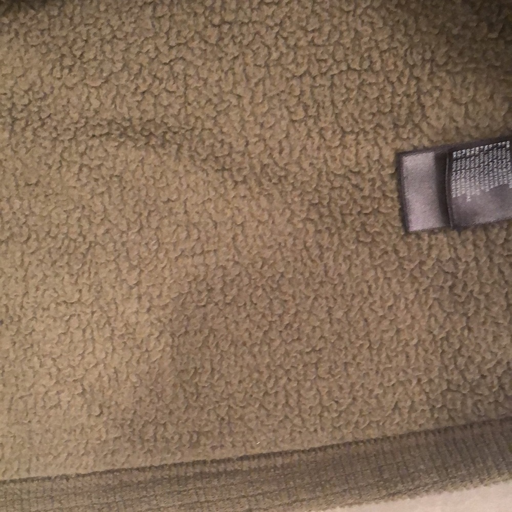North Face Men’s Fleece Lined Pullover - Picture 7 of 9